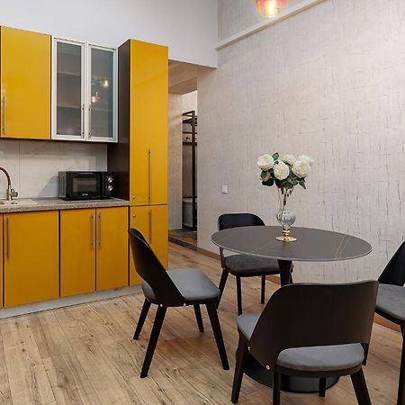 2 - Bedroom Apartments Galicia Lvov Exteriér fotografie
